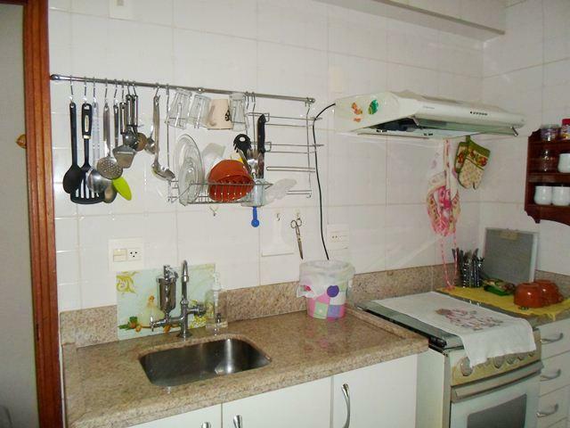 Apartamento à venda com 2 quartos, 65m² - Foto 17