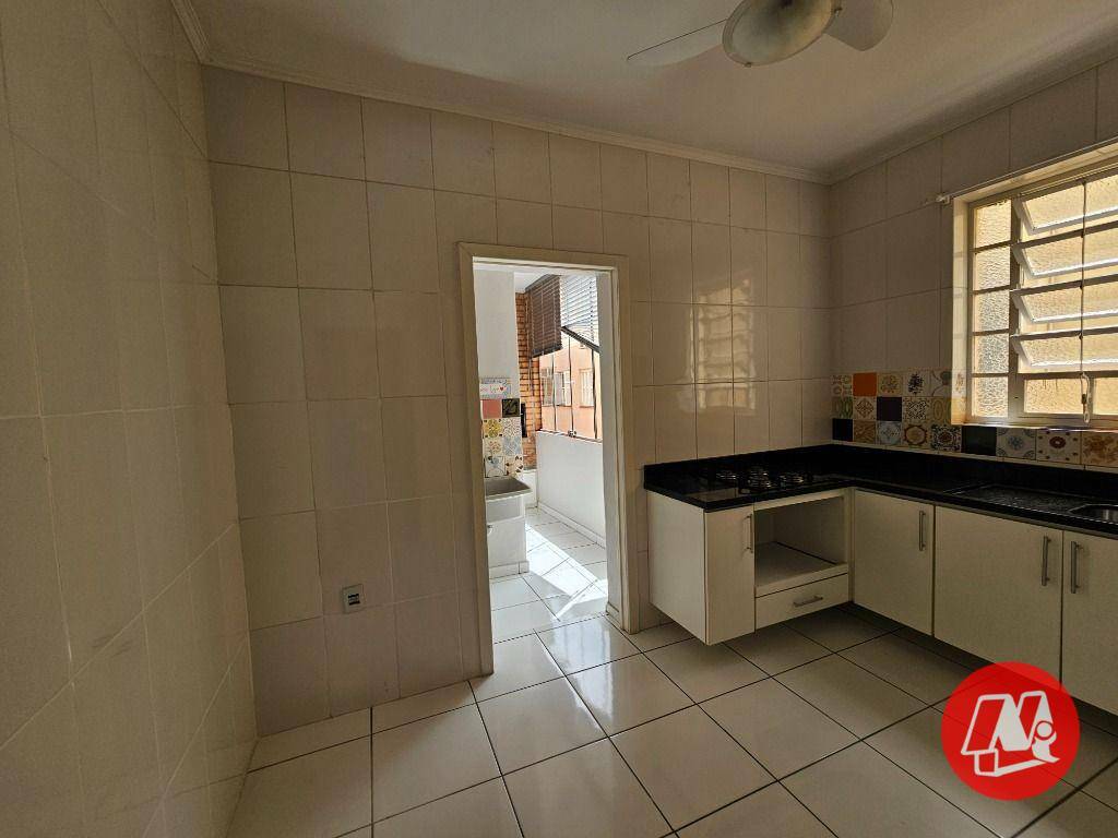 Apartamento para alugar com 2 quartos, 70m² - Foto 20