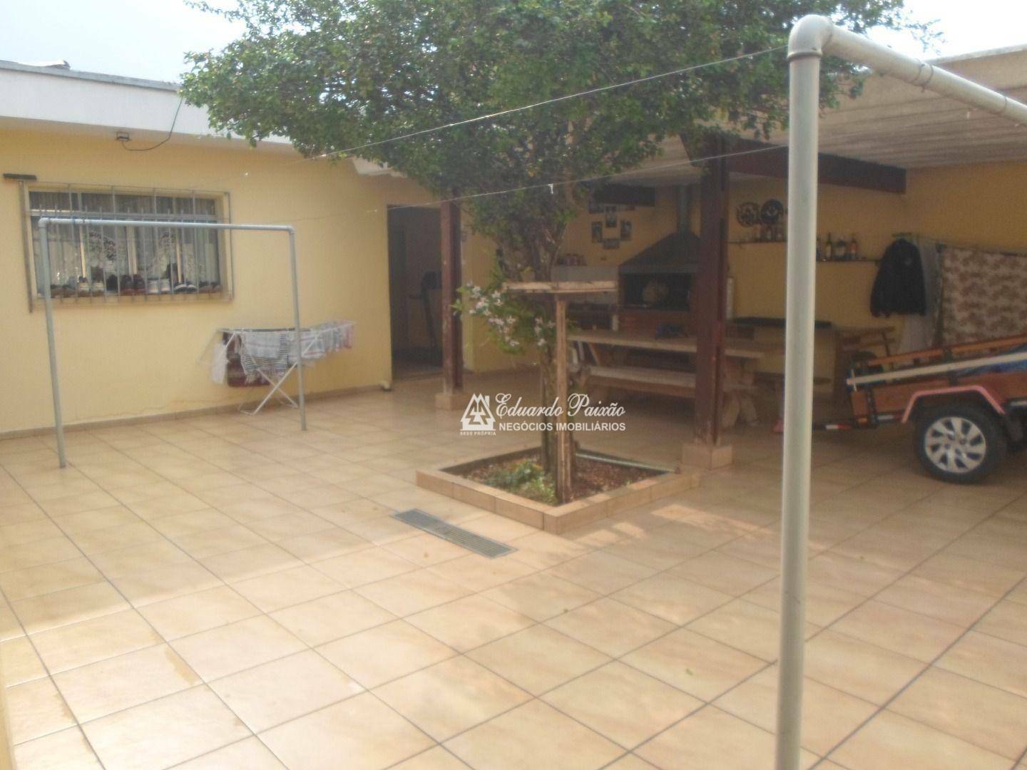 Casa à venda com 3 quartos, 240m² - Foto 31