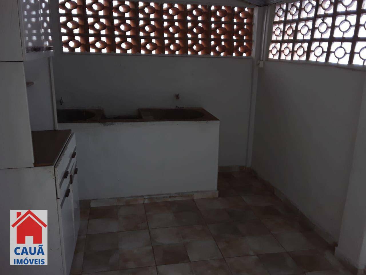 Casa para alugar com 3 quartos, 300M2 - Foto 12