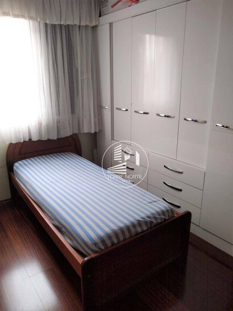 Apartamento à venda com 4 quartos, 137m² - Foto 25