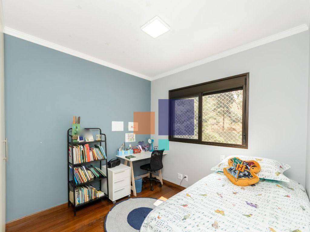 Apartamento à venda com 3 quartos, 150m² - Foto 7
