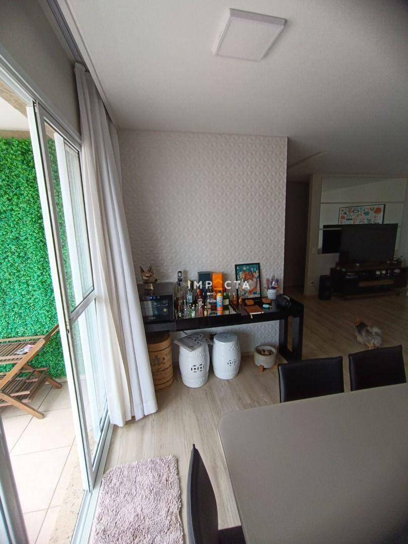 Apartamento à venda com 3 quartos, 157m² - Foto 13