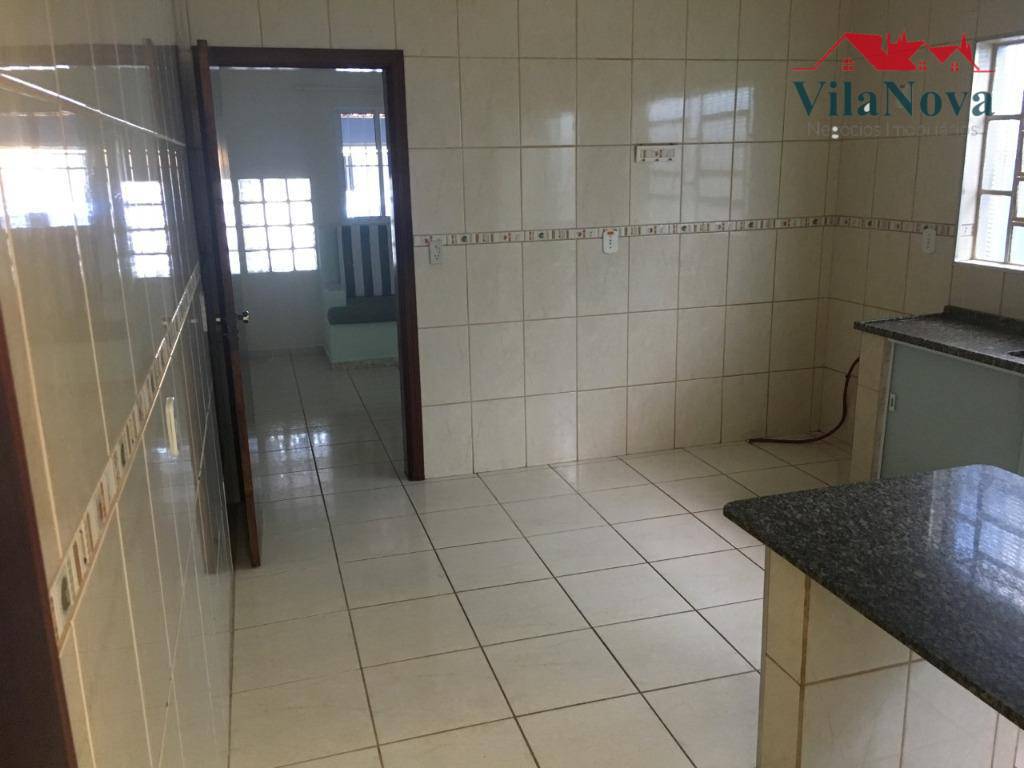 Casa à venda com 3 quartos, 120m² - Foto 7