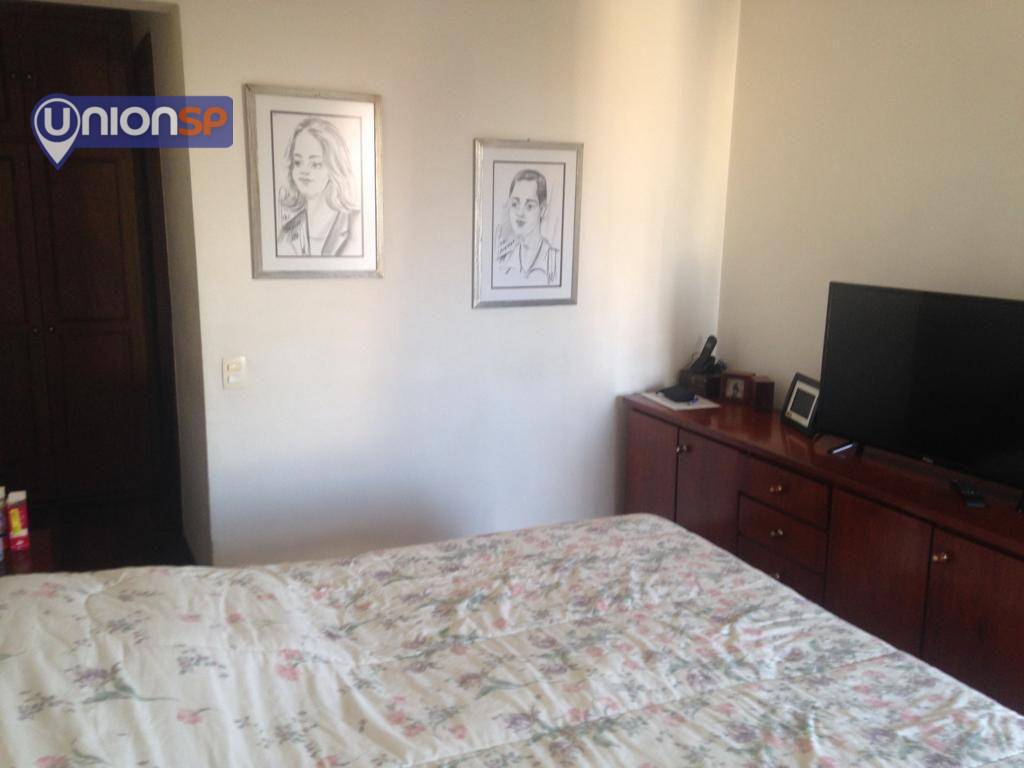 Apartamento à venda com 4 quartos, 195m² - Foto 9