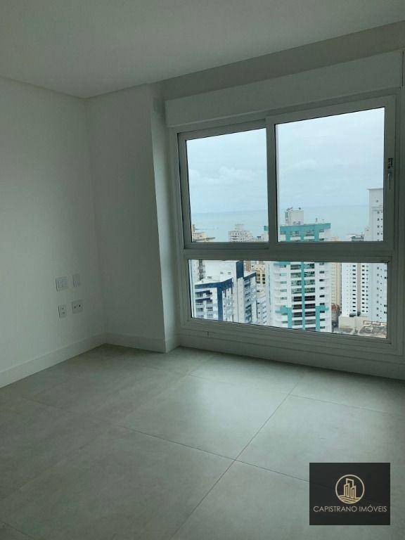 Apartamento à venda com 3 quartos, 137m² - Foto 7