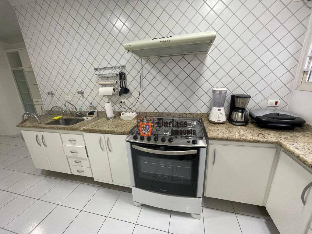 Apartamento à venda com 3 quartos, 168m² - Foto 10