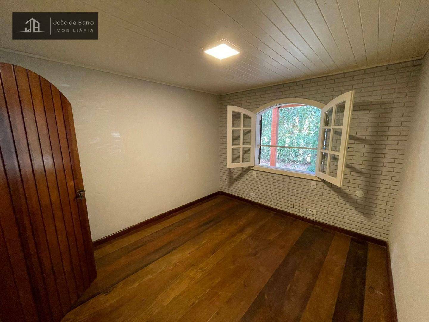 Casa de Condomínio à venda com 4 quartos, 440m² - Foto 8