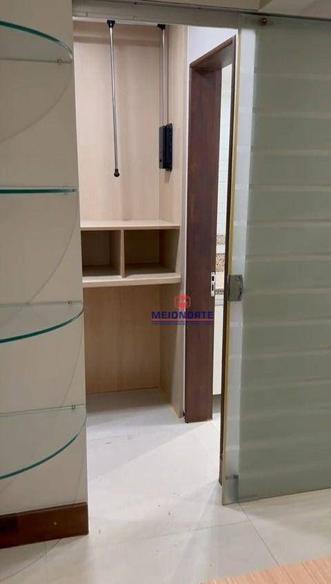 Apartamento para alugar com 3 quartos, 200m² - Foto 9