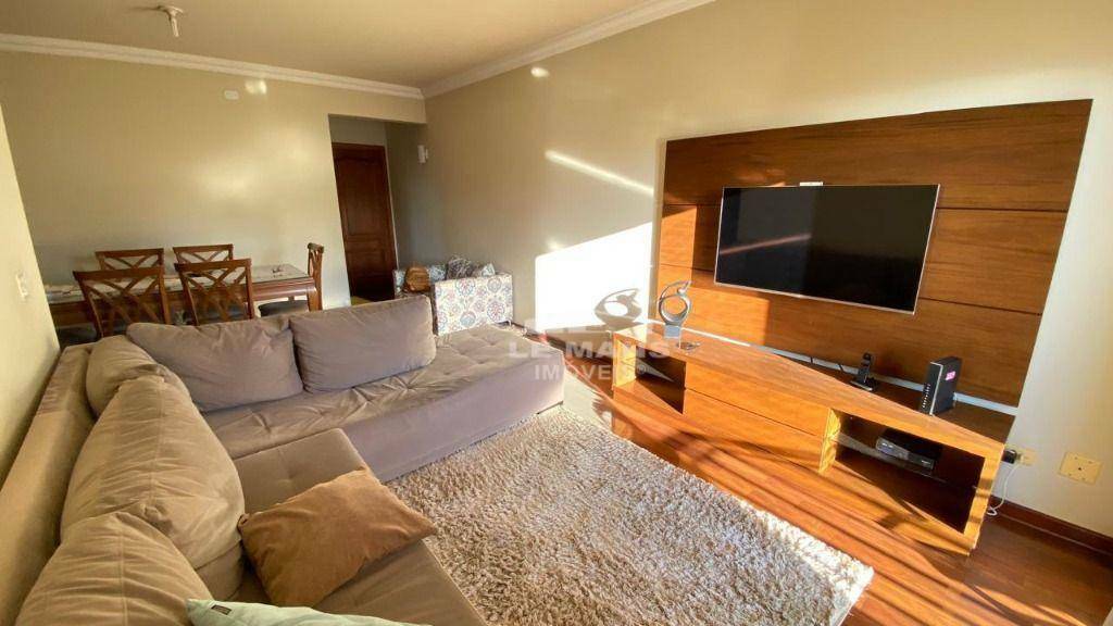 Apartamento à venda com 3 quartos, 123m² - Foto 3