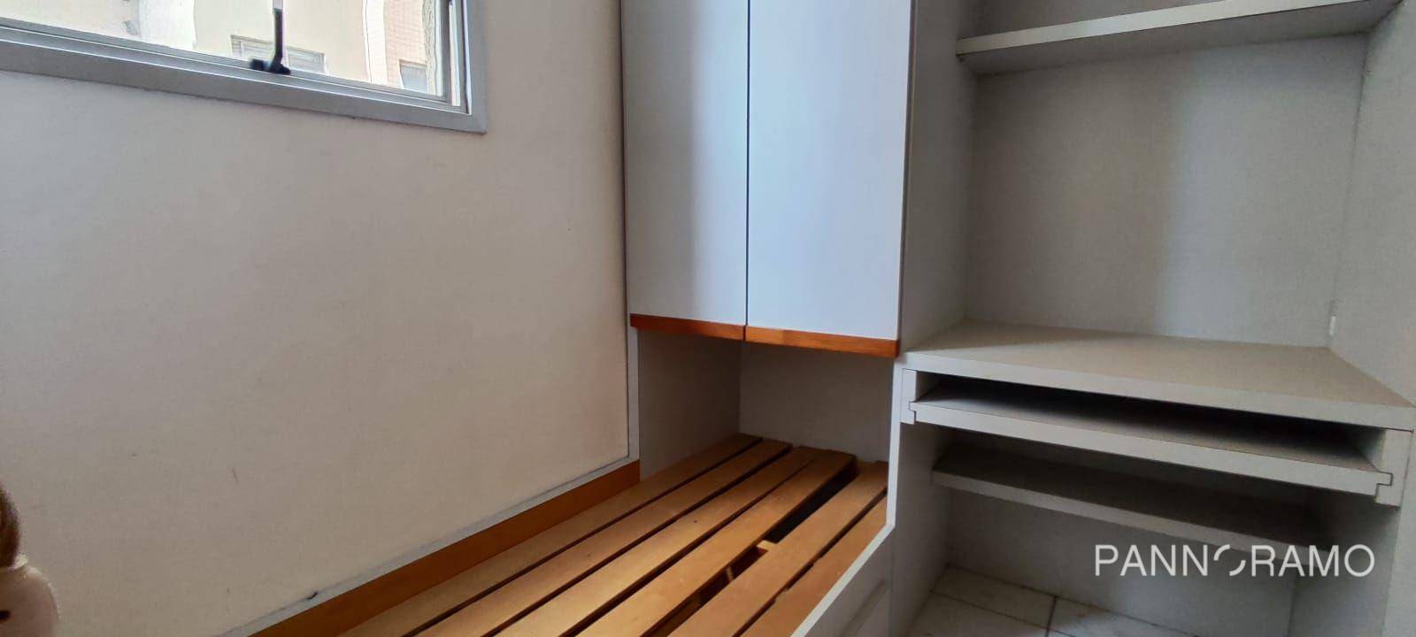 Apartamento para alugar com 3 quartos, 99m² - Foto 13