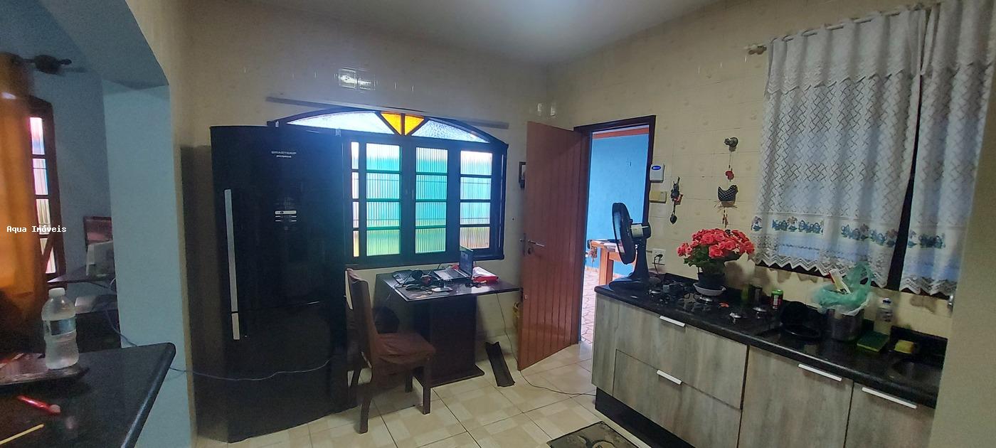 Casa à venda com 4 quartos, 600m² - Foto 44