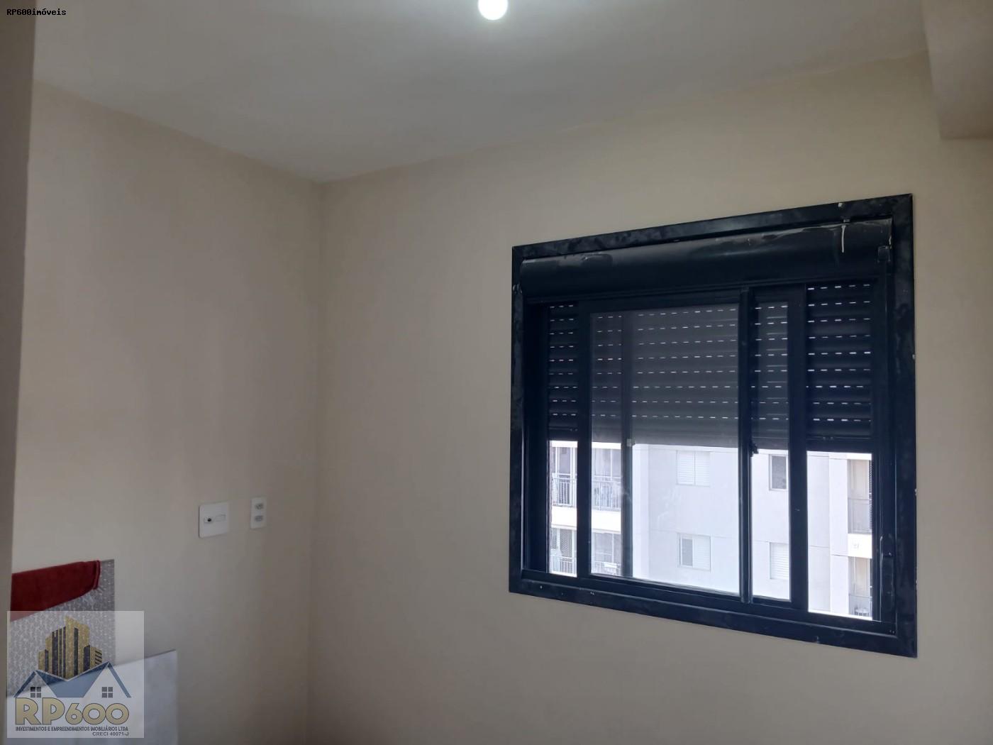 Apartamento à venda com 2 quartos, 43m² - Foto 31