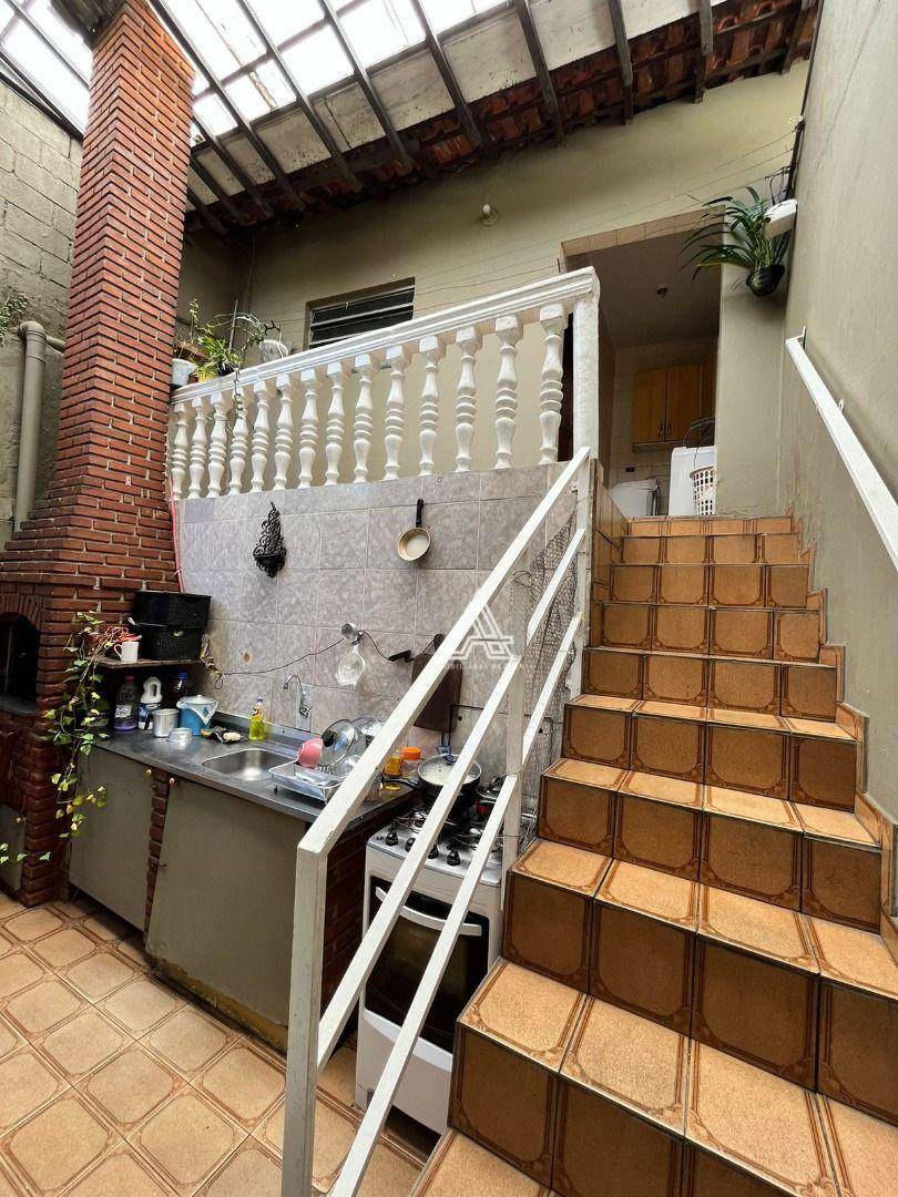 Sobrado à venda com 3 quartos, 209m² - Foto 38