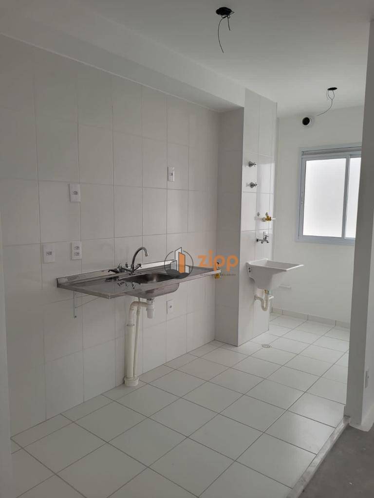 Apartamento à venda com 1 quarto, 42m² - Foto 11