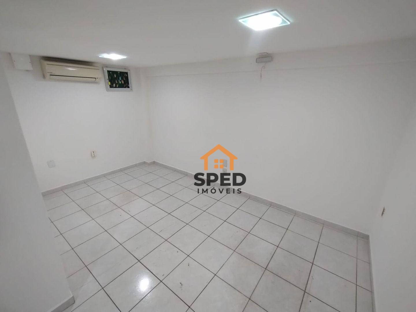 Prédio Inteiro para alugar, 589m² - Foto 4