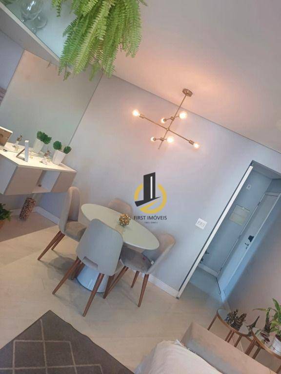 Apartamento à venda com 3 quartos, 62m² - Foto 7