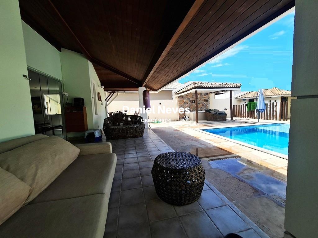 Casa de Condomínio à venda com 4 quartos, 173m² - Foto 3