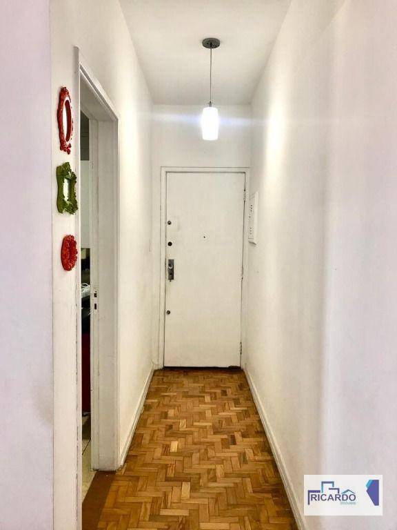 Apartamento à venda com 2 quartos, 100m² - Foto 2