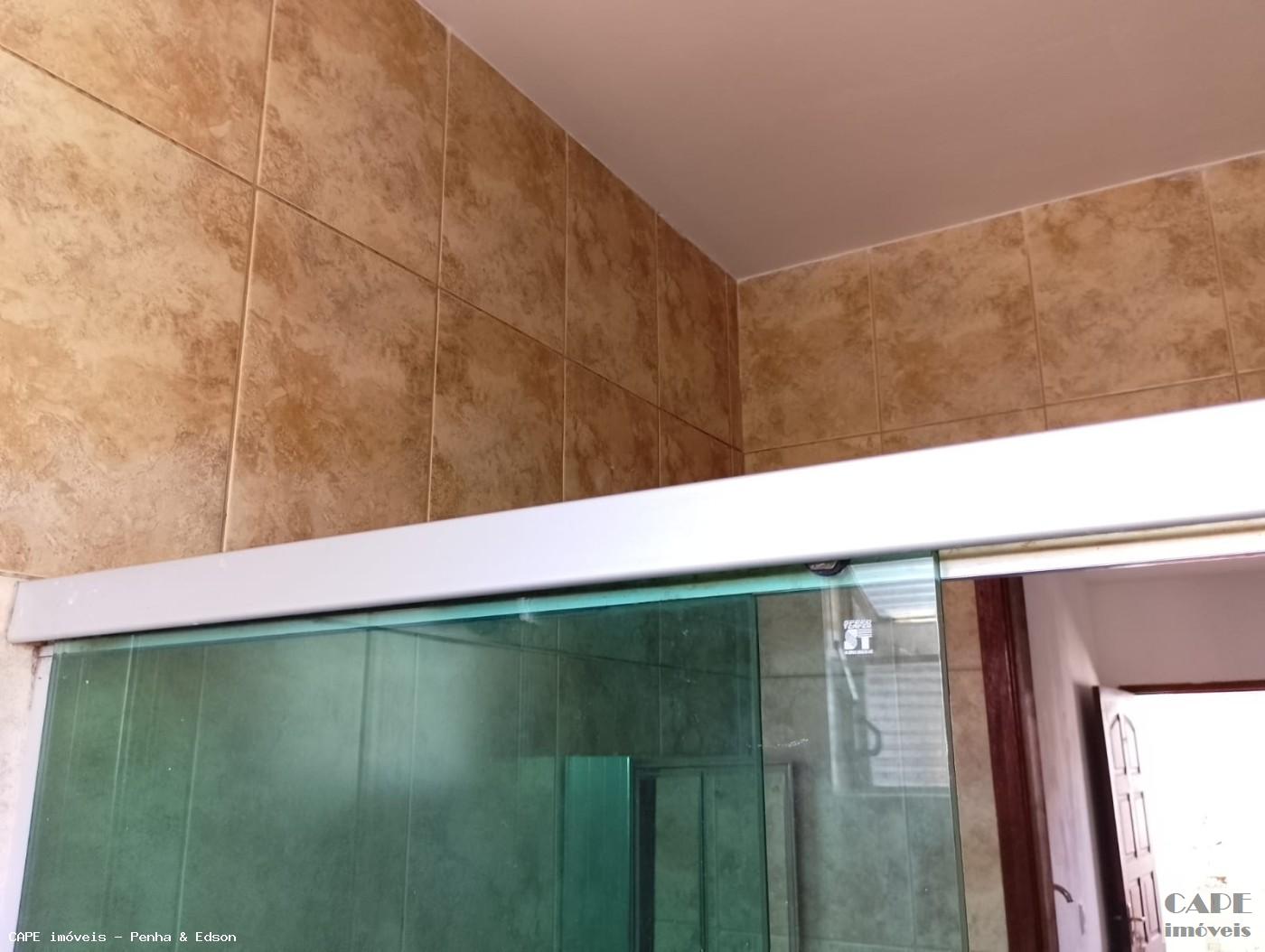 Casa para alugar com 2 quartos, 45m² - Foto 20