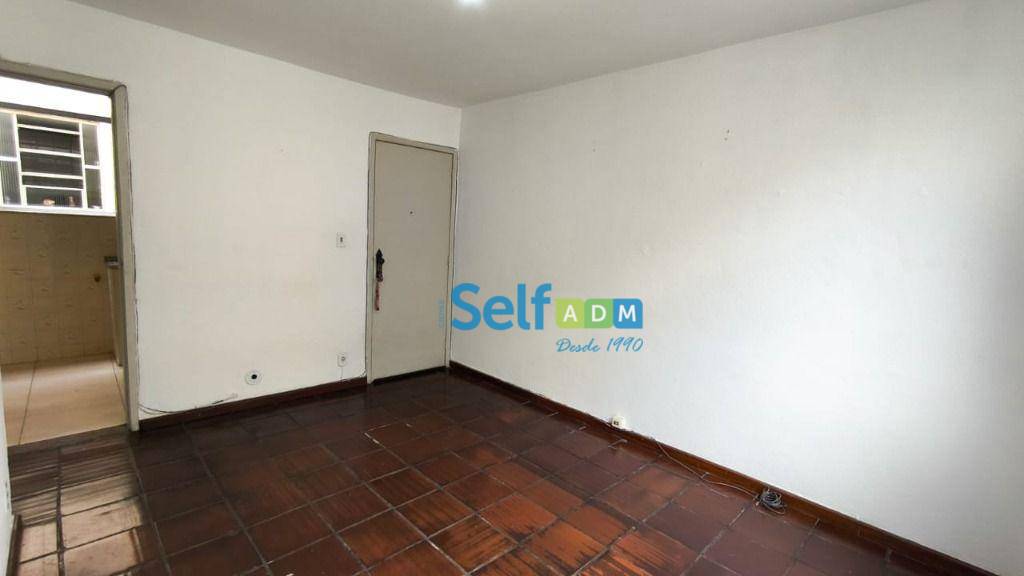 Apartamento para alugar com 2 quartos, 50m² - Foto 3