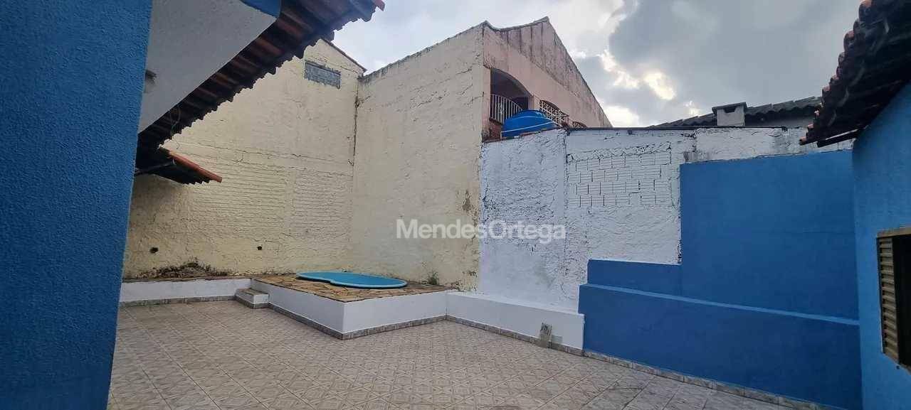 Casa à venda com 3 quartos, 200m² - Foto 10