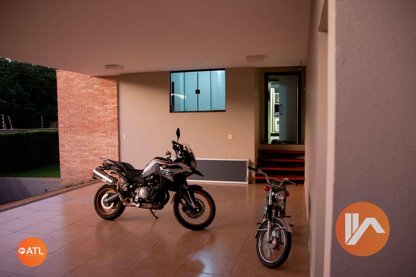 Casa à venda com 4 quartos, 500m² - Foto 38