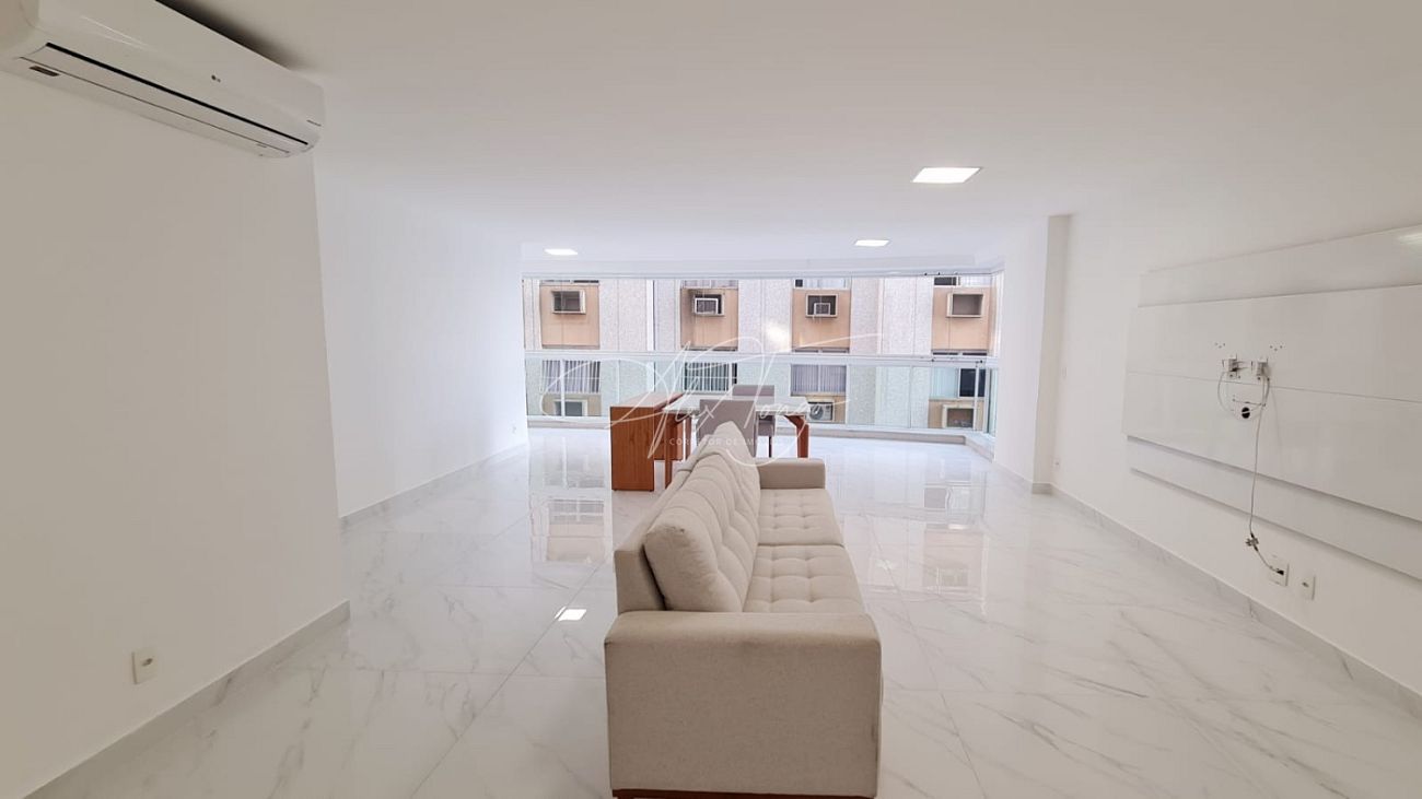 Apartamento à venda com 3 quartos, 146m² - Foto 35