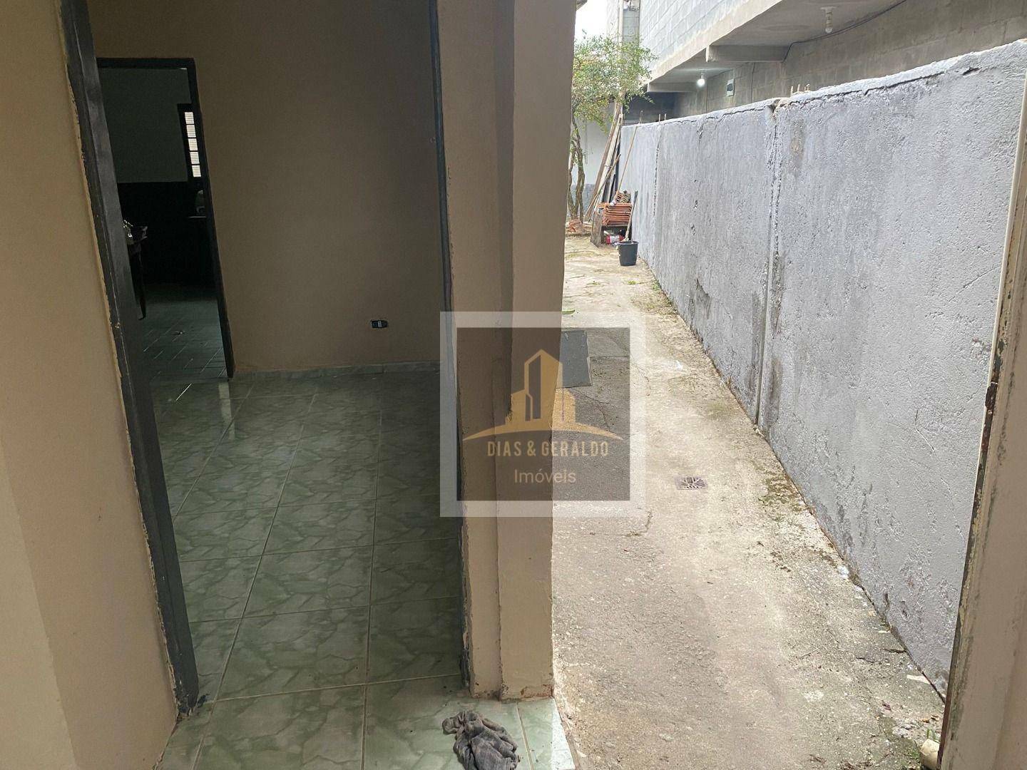 Casa para alugar com 1 quarto, 250M2 - Foto 5