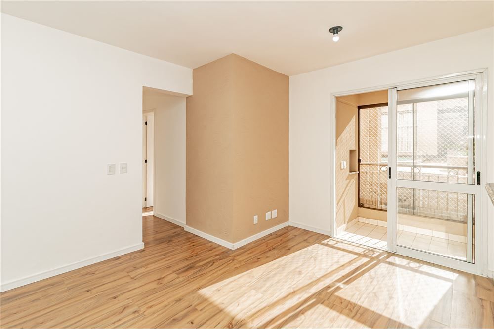 Apartamento à venda com 2 quartos, 52m² - Foto 22