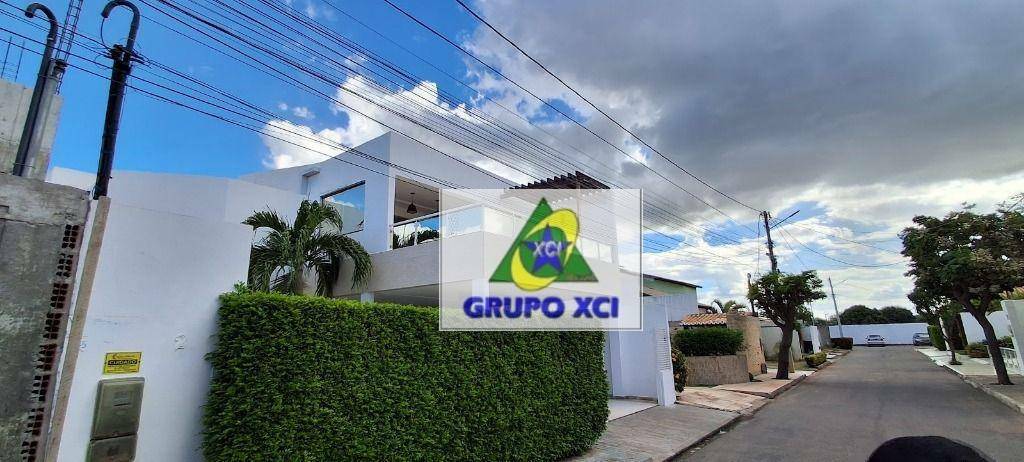 Casa de Condomínio à venda com 2 quartos, 280m² - Foto 2