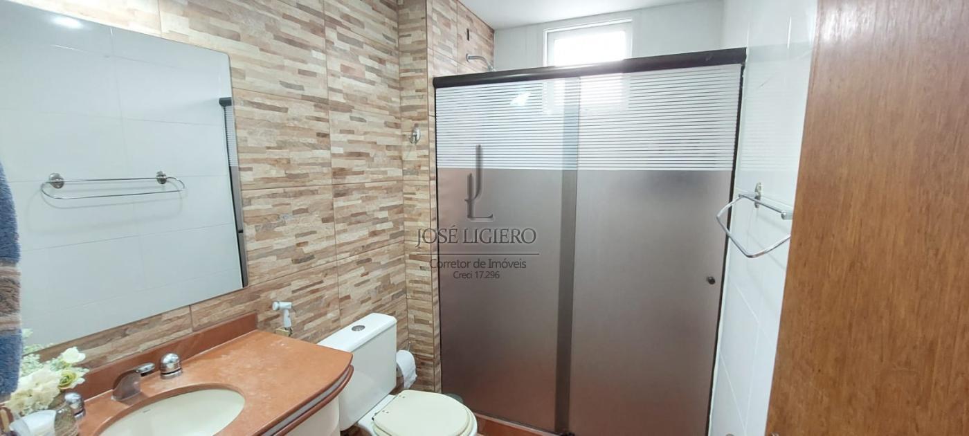 Apartamento à venda com 2 quartos, 80m² - Foto 18