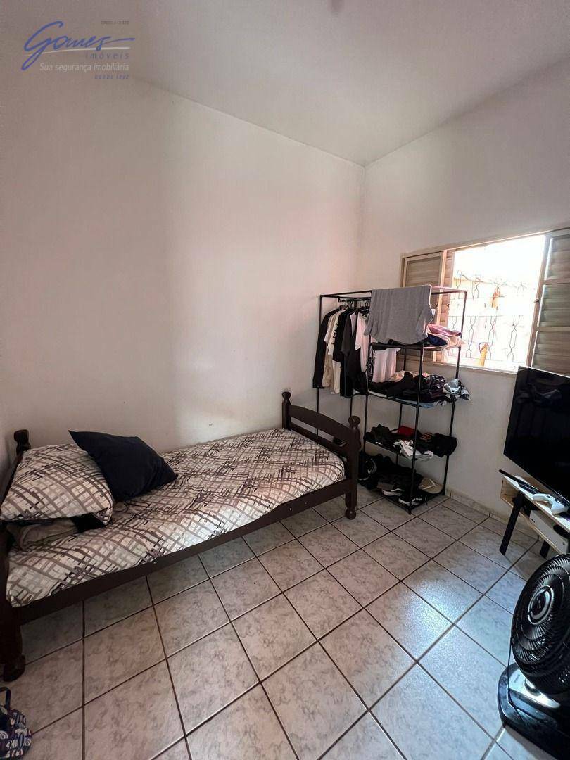 Casa à venda com 3 quartos, 97m² - Foto 9