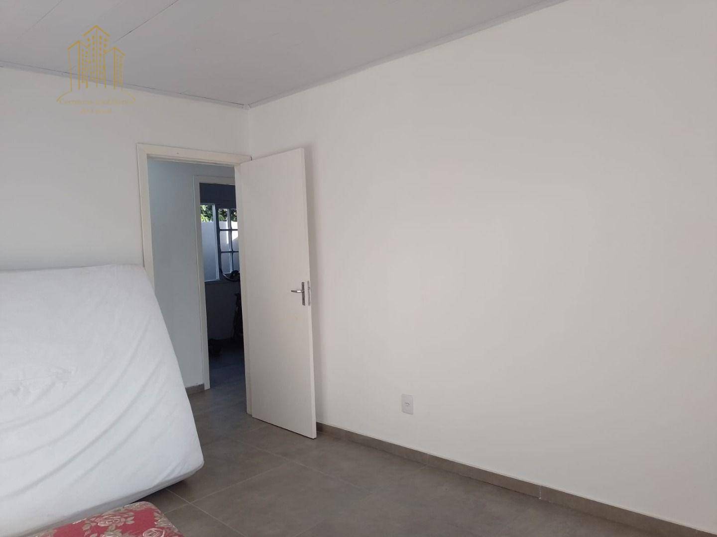 Casa à venda com 3 quartos, 137m² - Foto 14