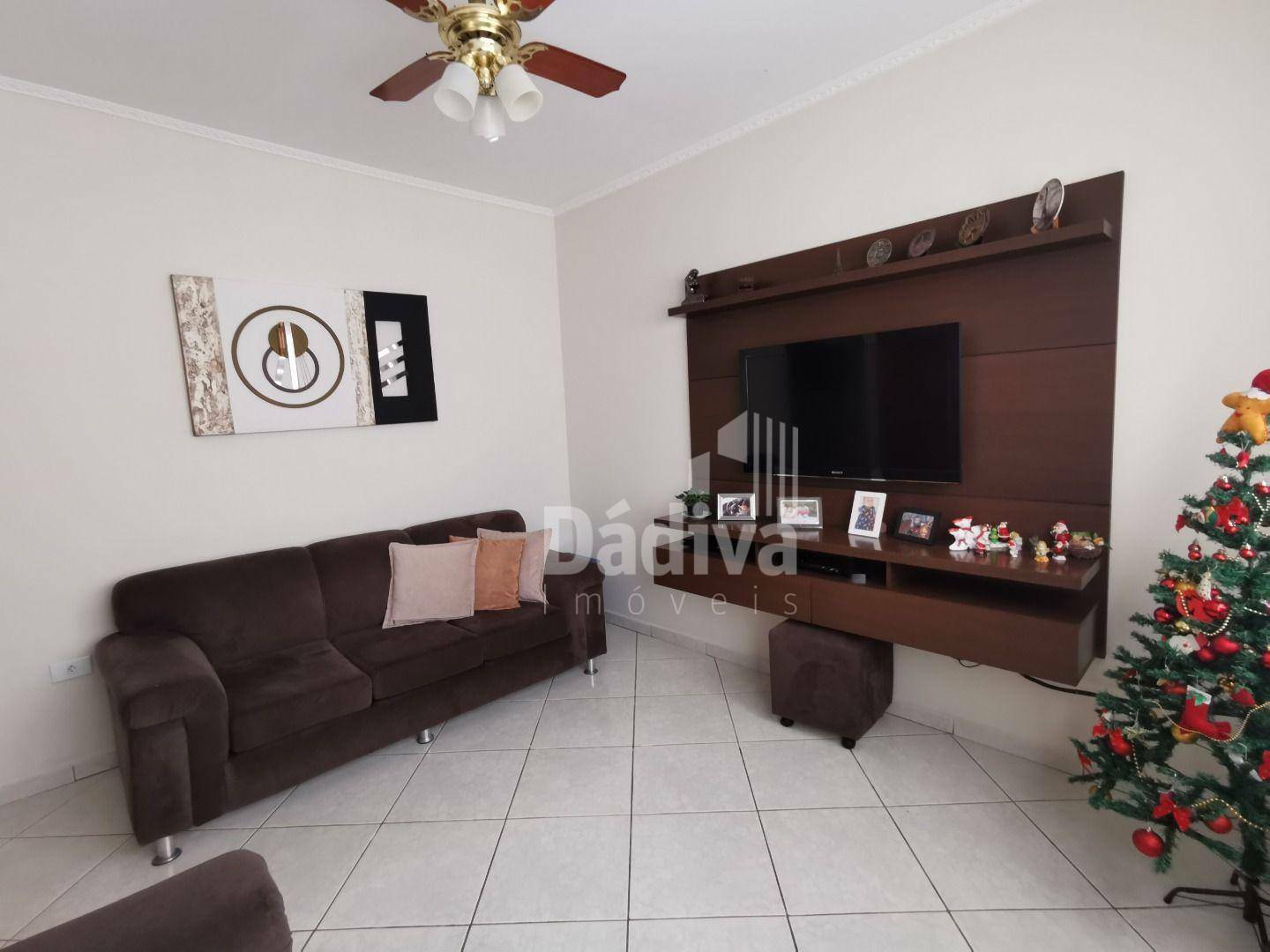 Casa à venda com 3 quartos, 170m² - Foto 3