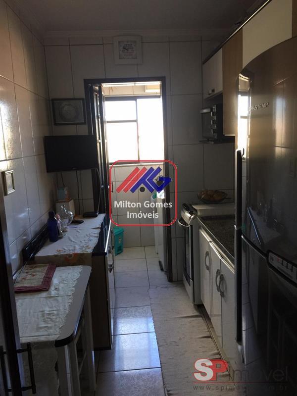 Apartamento à venda com 2 quartos, 50m² - Foto 4