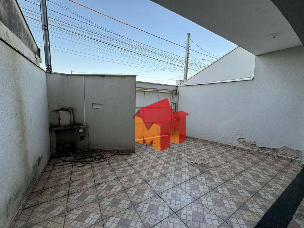 Casa à venda com 3 quartos, 200m² - Foto 28