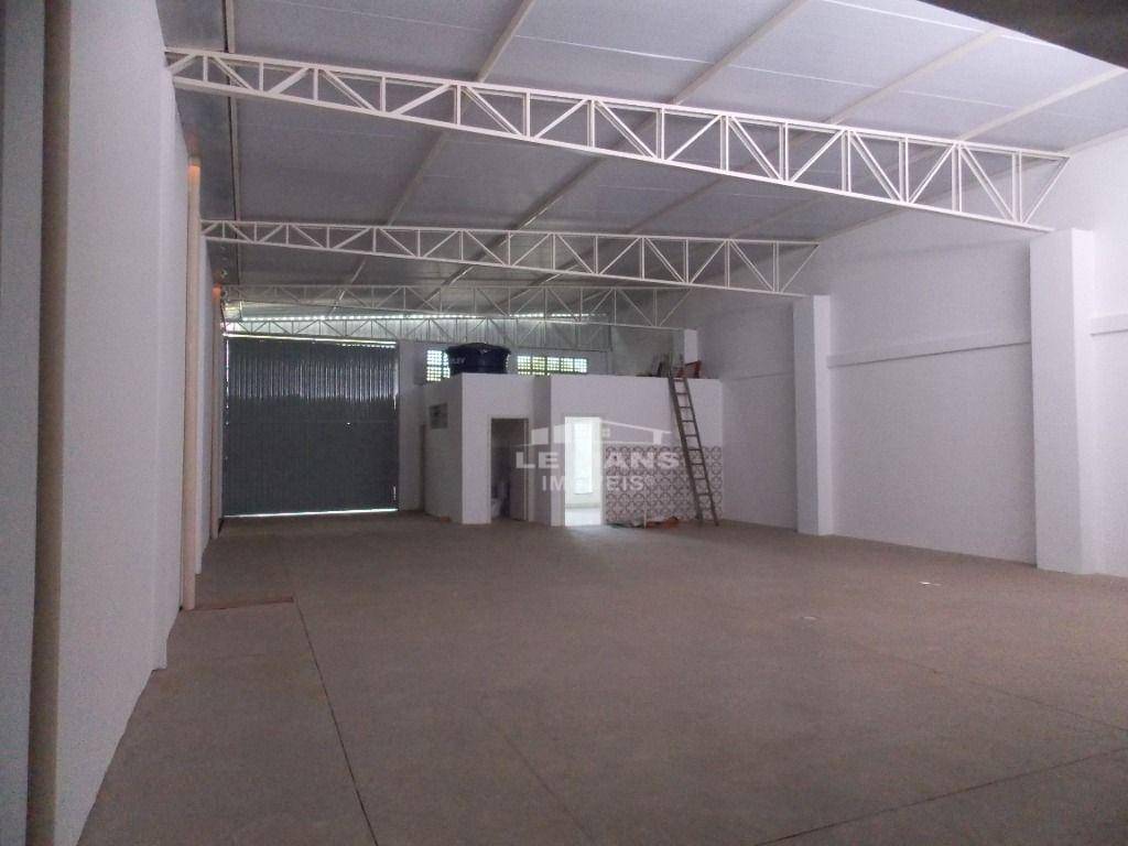 Depósito-Galpão-Armazém à venda, 250m² - Foto 1