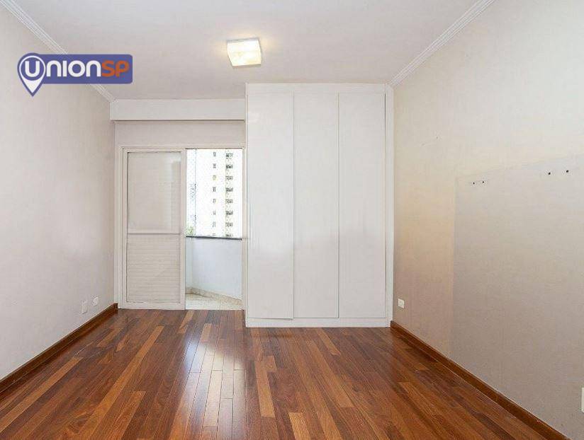 Apartamento à venda com 4 quartos, 150m² - Foto 9