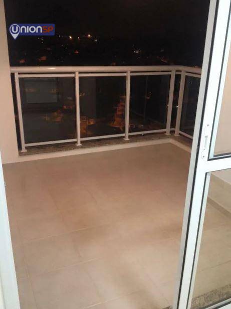 Apartamento à venda com 2 quartos, 64m² - Foto 4