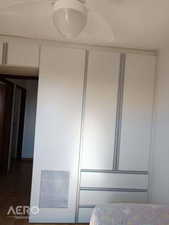 Apartamento à venda com 3 quartos, 88m² - Foto 19