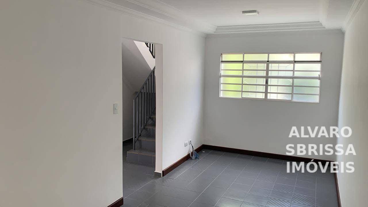 Casa para alugar com 3 quartos, 220m² - Foto 3