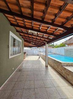 Sobrado à venda com 4 quartos, 200m² - Foto 4