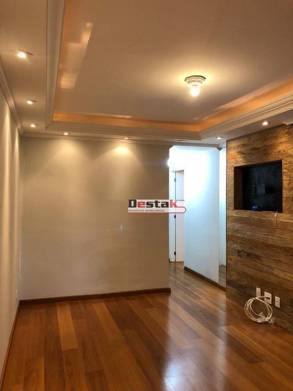 Apartamento à venda com 2 quartos, 55m² - Foto 2