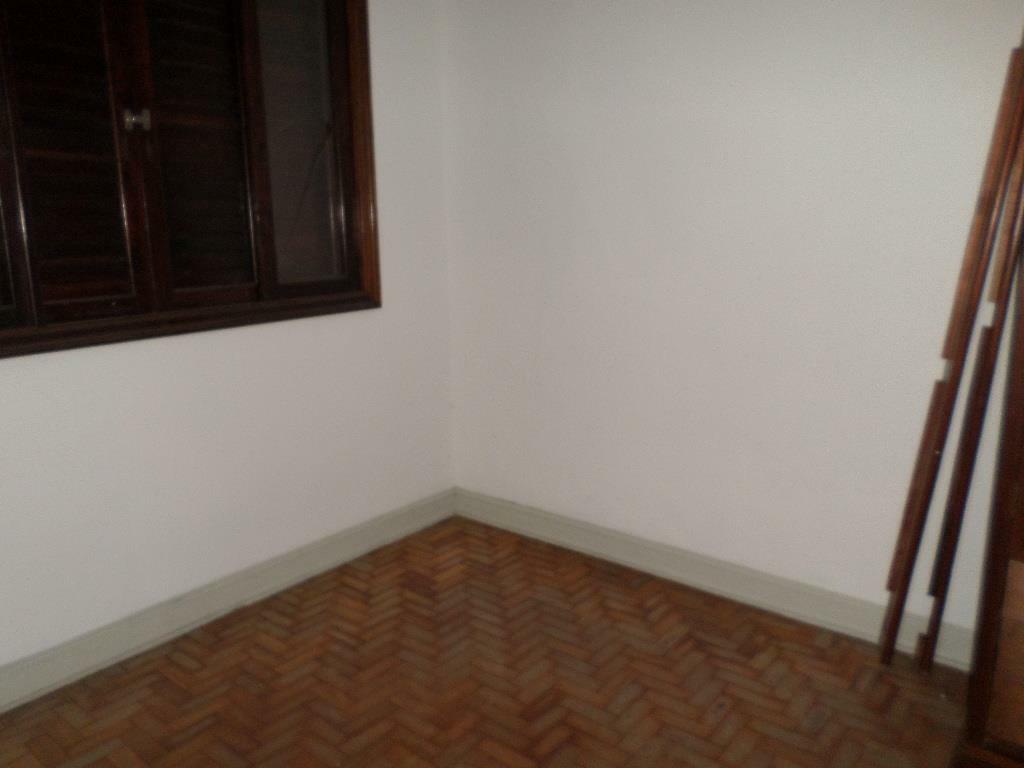 Casa à venda e aluguel com 3 quartos, 350m² - Foto 17