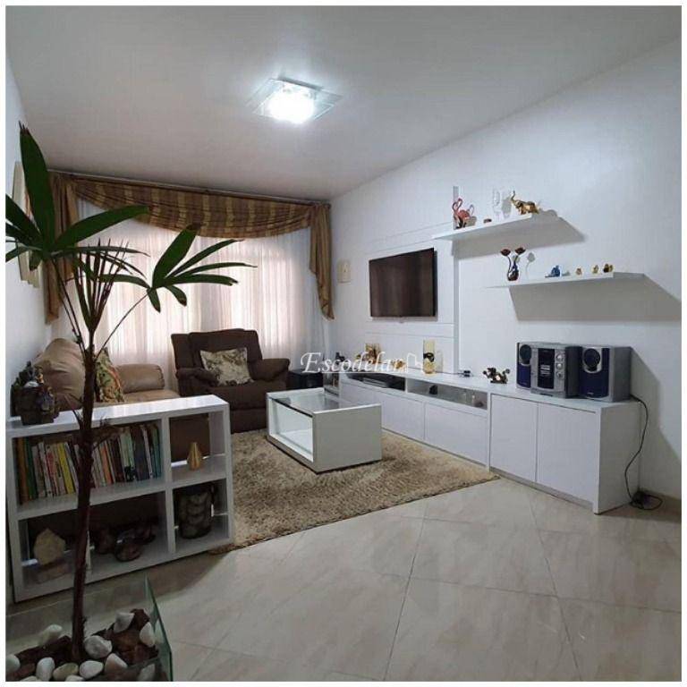 Sobrado à venda com 3 quartos, 140m² - Foto 1