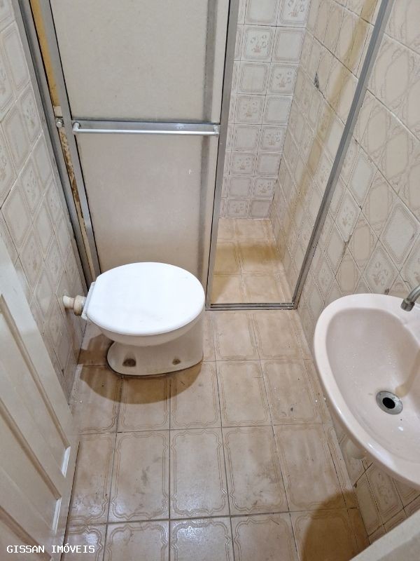 Casa à venda com 2 quartos, 125m² - Foto 11
