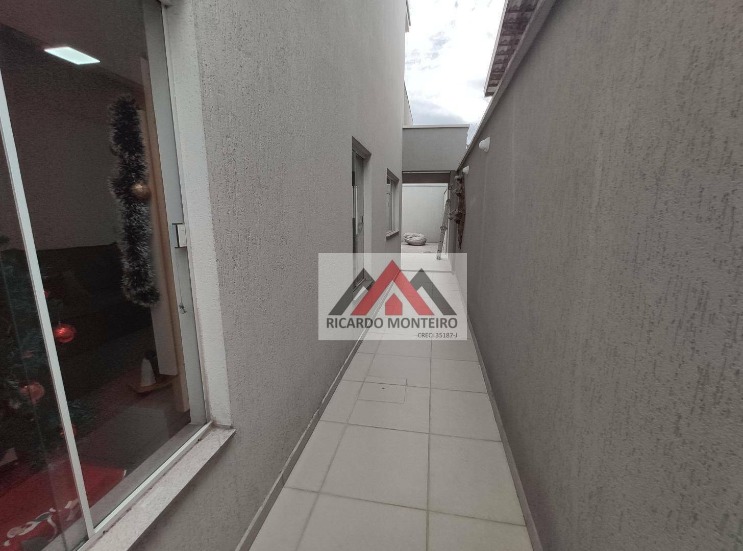 Casa à venda com 4 quartos, 210m² - Foto 8