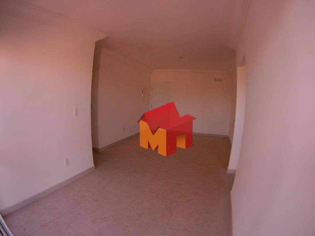 Apartamento à venda com 3 quartos, 75m² - Foto 7