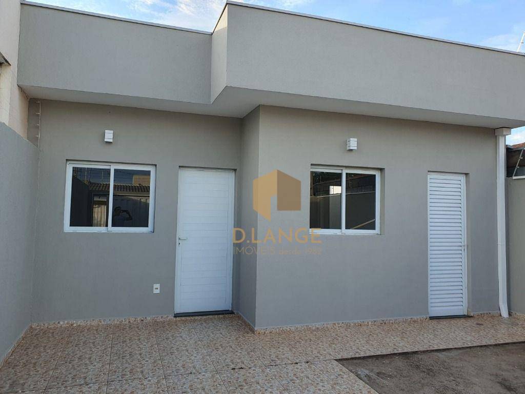 Casa à venda com 3 quartos, 80m² - Foto 1